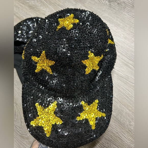 TWO Vintage 80’s Full Sequins Hats Black Stars - Picture 3 of 4